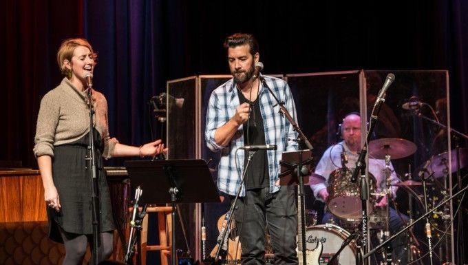 eTown 12.10.15 55 680x385